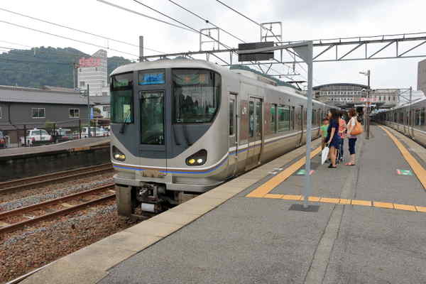 能登川駅で撮影