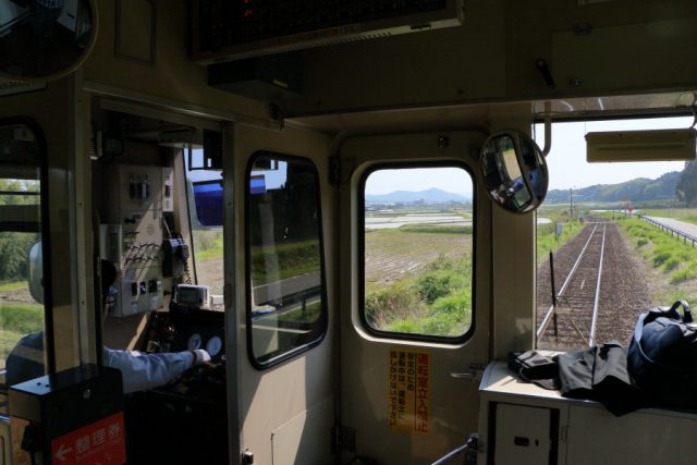 キハ120車内(柘植出発直後)
