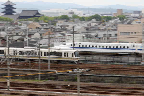 N700(のぞみ285号)&221系(網干行き)