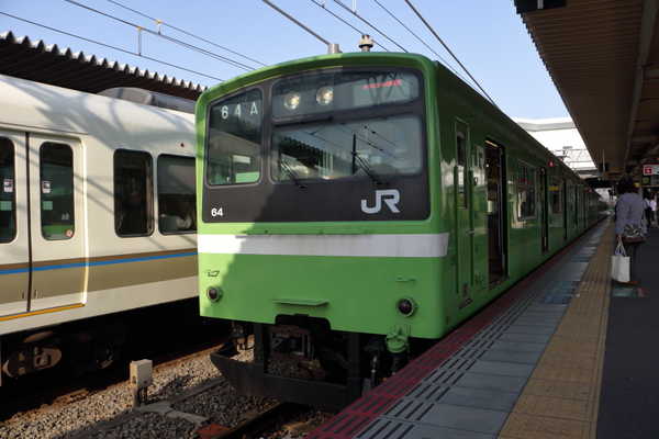 おおさか東線201系