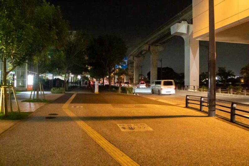 壺川駅付近の夜の風景