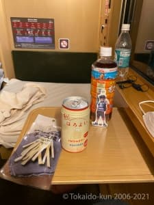 寝台車内