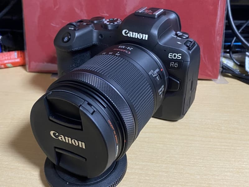 EOS_R6_Body_and_lens